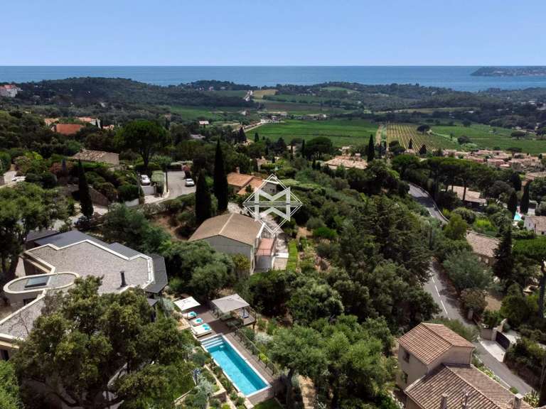 Villa with Sea view La Croix-Valmer - 4 bedrooms - 178m²