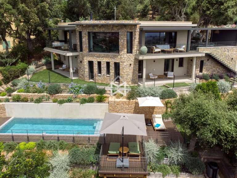 Villa with Sea view La Croix-Valmer - 4 bedrooms - 178m²