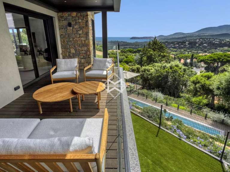 Villa with Sea view La Croix-Valmer - 4 bedrooms - 178m²