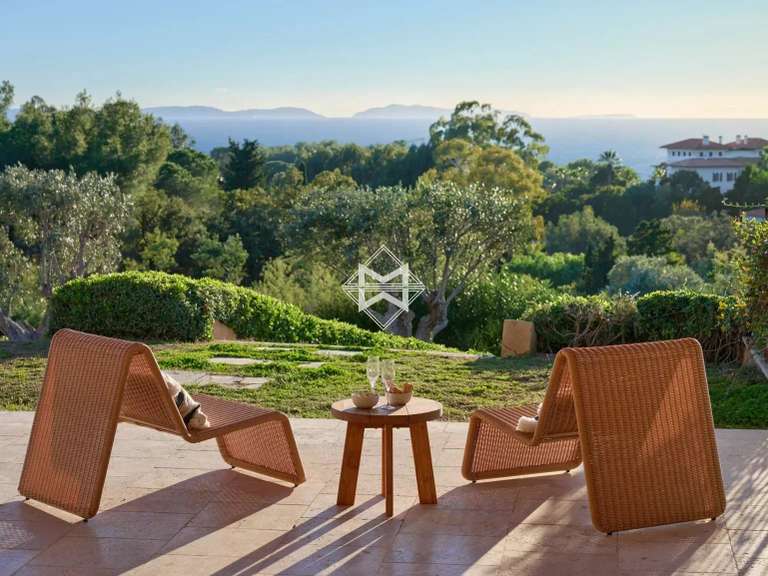 Villa with Sea view La Croix-Valmer - 8 bedrooms - 550m²