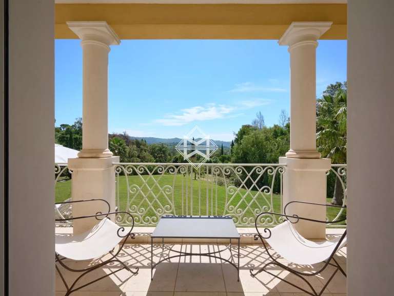 Villa La Croix-Valmer - 6 chambres - 400m²