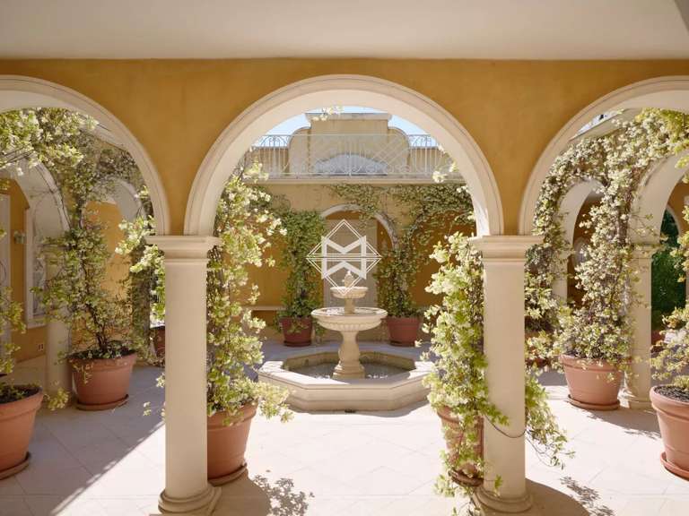 Villa La Croix-Valmer - 6 chambres - 400m²