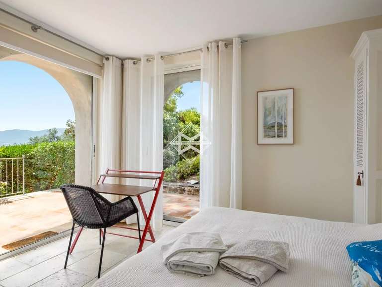 Villa with Sea view La Croix-Valmer - 5 bedrooms - 165m²