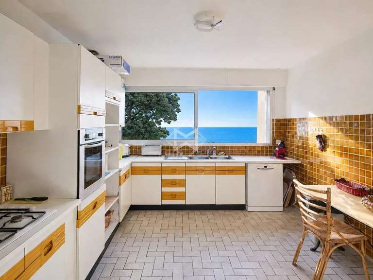 Villa La Croix-Valmer - 8 bedrooms - 200m²