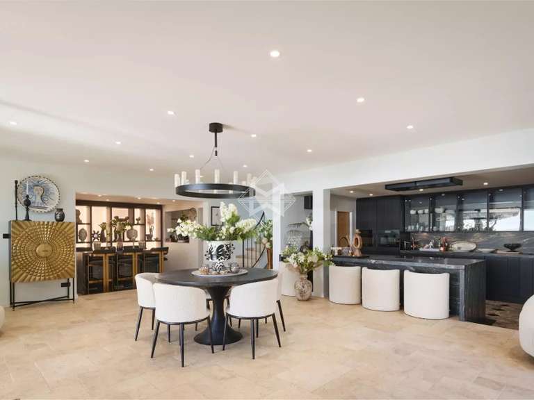 Villa La Croix-Valmer - 7 bedrooms - 350m²