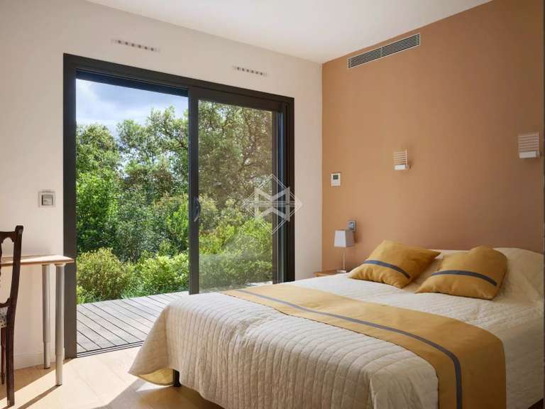 Villa La Croix-Valmer - 6 chambres - 330m²