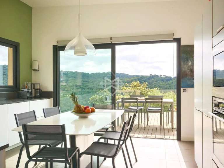 Villa La Croix-Valmer - 6 chambres - 330m²