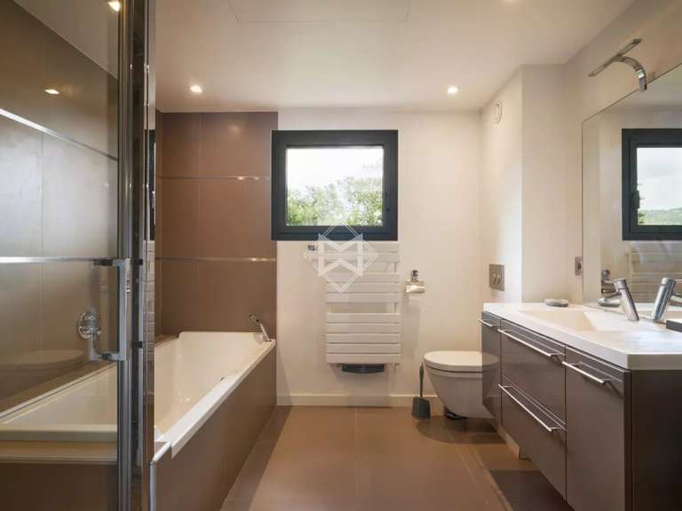 Villa La Croix-Valmer - 6 chambres - 330m²