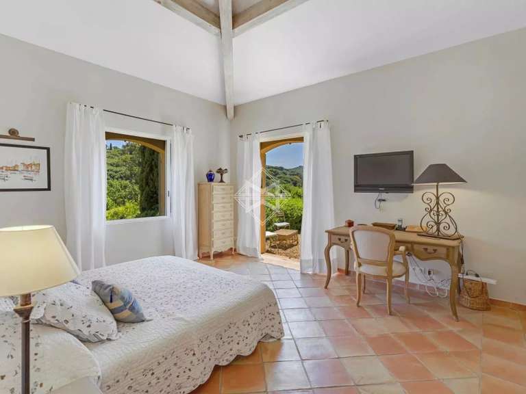 Villa La Croix-Valmer - 6 chambres - 283m²