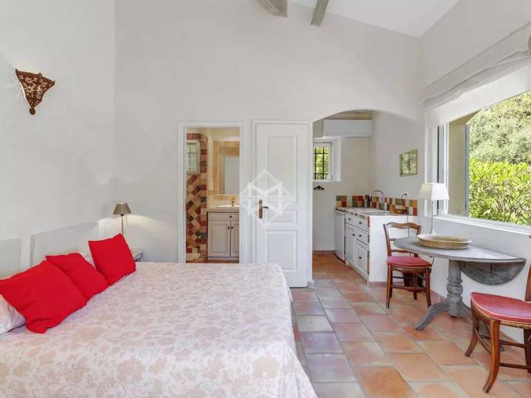 Villa La Croix-Valmer - 6 chambres - 283m²