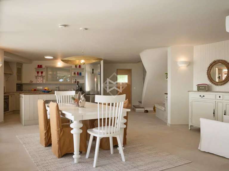 Villa La Croix-Valmer - 4 bedrooms - 250m²