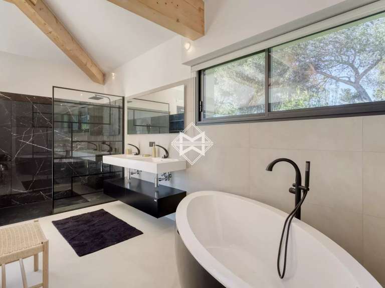 Villa with Sea view La Croix-Valmer - 6 bedrooms - 350m²