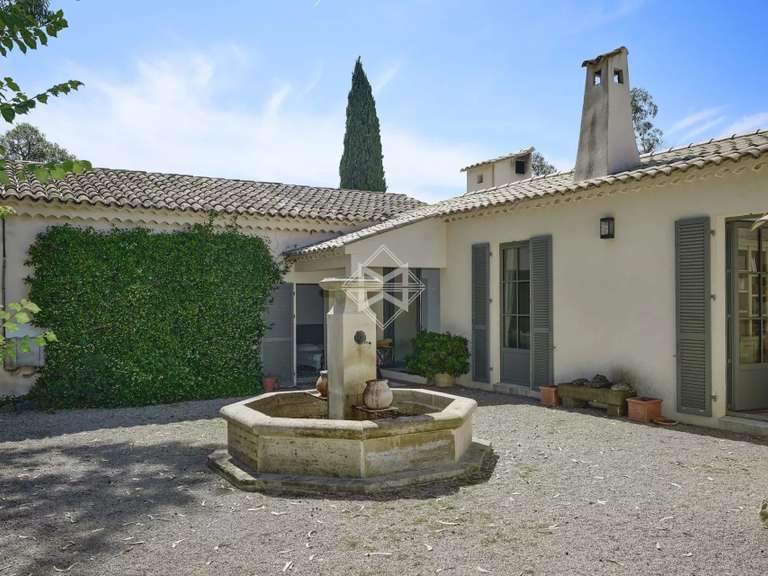 Villa La Croix-Valmer - 8 chambres - 340m²
