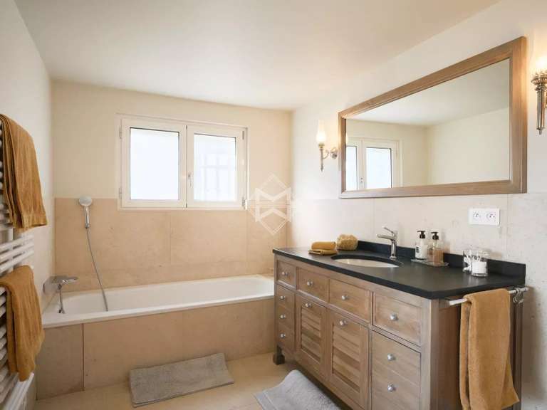 Villa with Sea view La Croix-Valmer - 4 bedrooms - 220m²