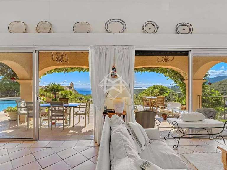 Villa avec Vue sur mer La Croix-Valmer - 5 chambres - 157m²