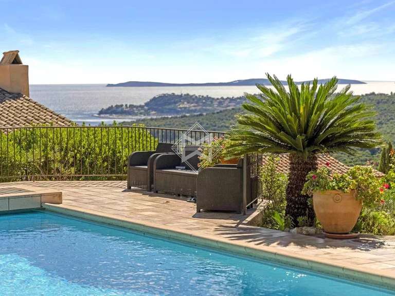 Villa avec Vue sur mer La Croix-Valmer - 5 chambres - 157m²