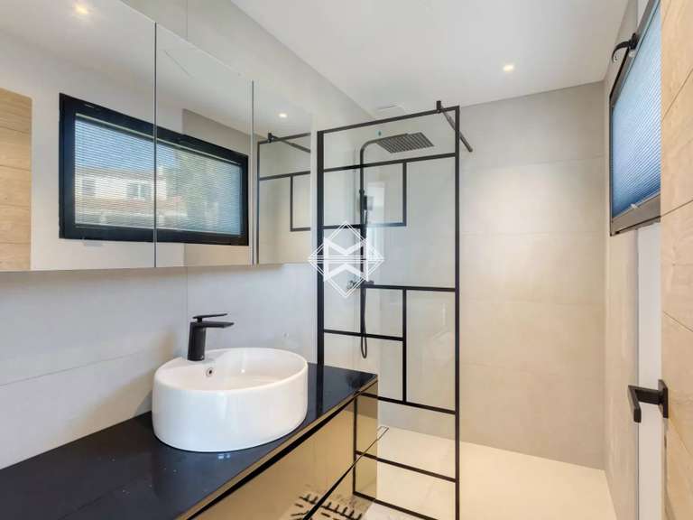 Villa La Croix-Valmer - 6 chambres - 350m²