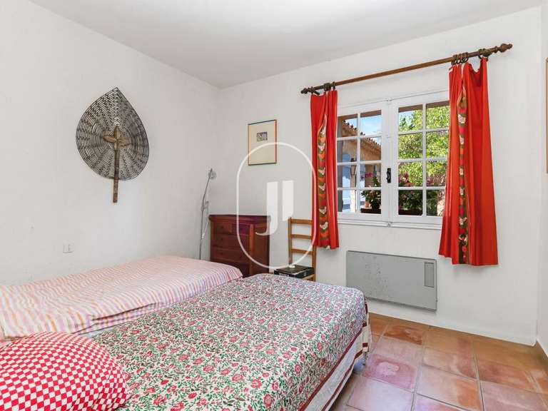 Villa La Croix-Valmer - 4 bedrooms - 140m²