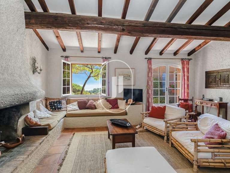 Villa La Croix-Valmer - 4 bedrooms - 140m²