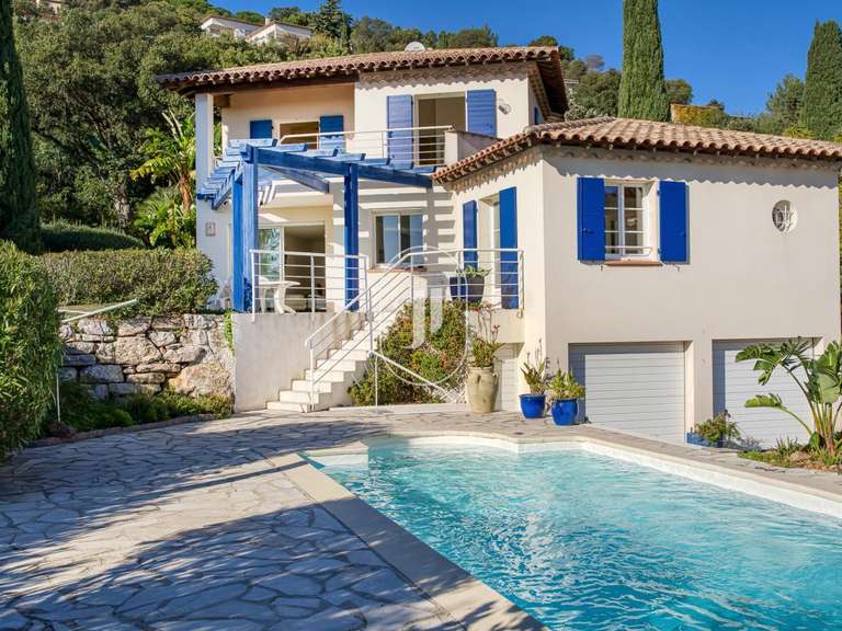 Villa with Sea view La Croix-Valmer - 5 bedrooms - 180m²