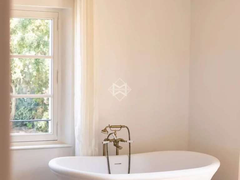 Villa La Croix-Valmer - 7 chambres - 450m²