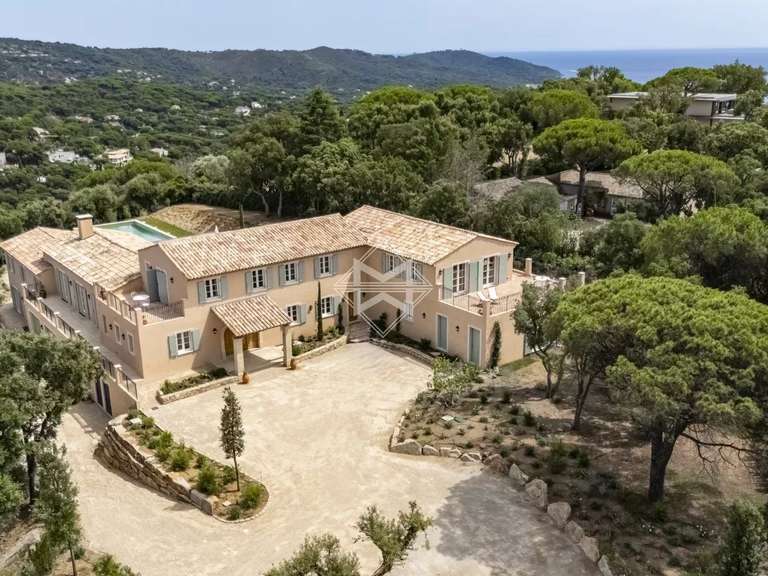 Villa La Croix-Valmer - 7 chambres - 450m²
