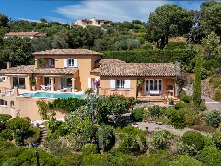 Villa with Sea view La Croix-Valmer - 5 bedrooms - 230m²