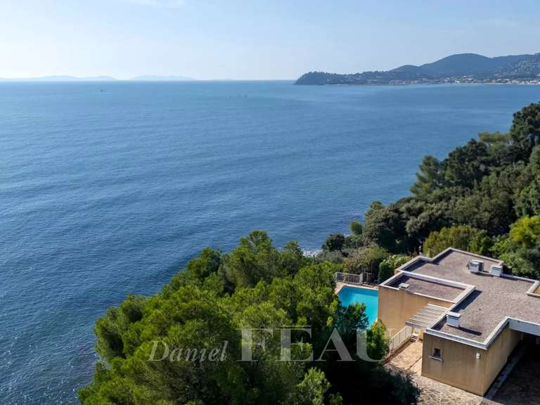 Villa La Croix-Valmer - 7 chambres - 187m²