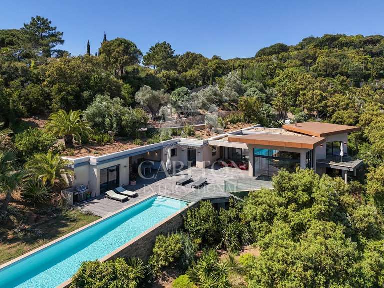 Villa La Croix-Valmer - 5 bedrooms - 340m²