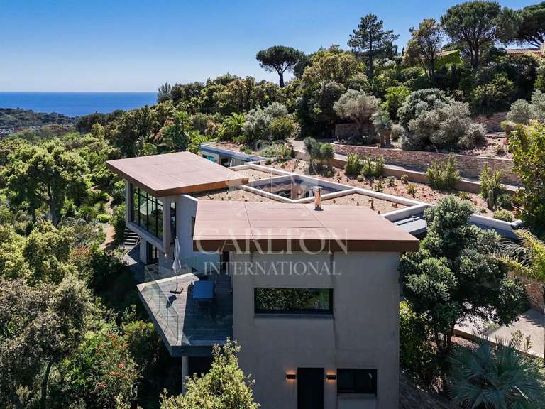 Villa La Croix-Valmer - 5 bedrooms - 340m²