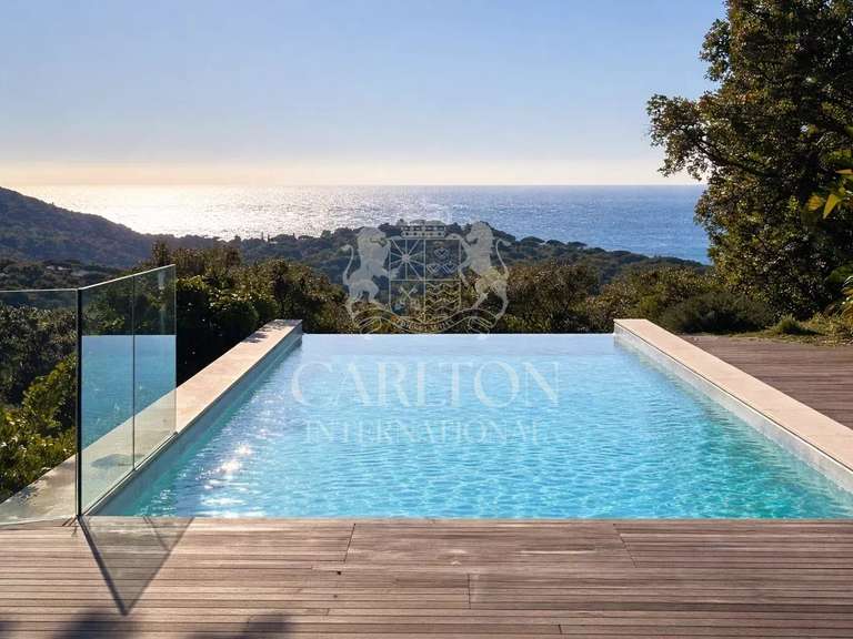 Villa La Croix-Valmer - 5 chambres - 340m²