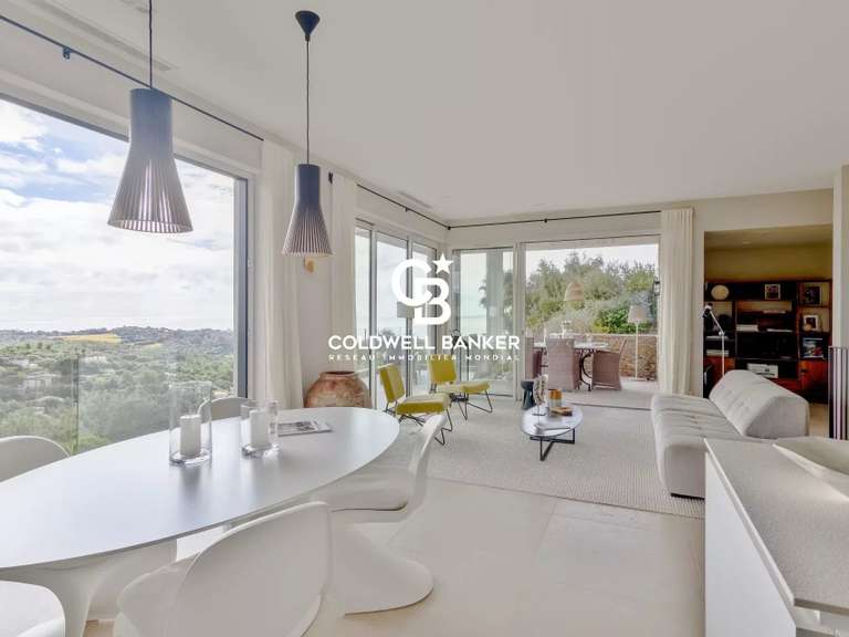 Villa with Sea view La Croix-Valmer - 4 bedrooms - 160m²