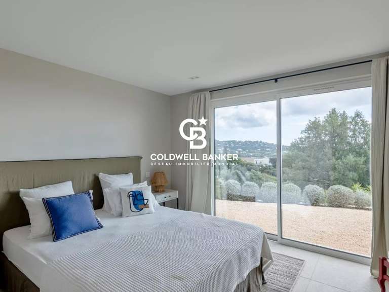 Villa with Sea view La Croix-Valmer - 4 bedrooms - 160m²