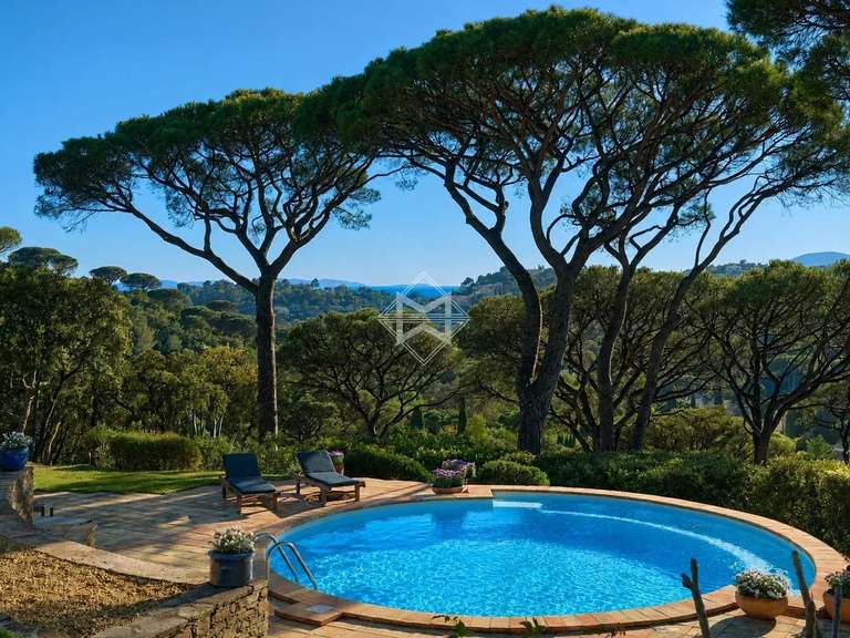 Villa La Croix-Valmer - 6 chambres - 365m²