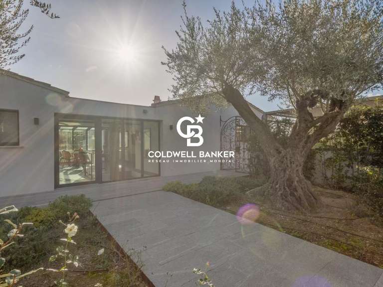 Villa La Croix-Valmer - 5 chambres - 280m²