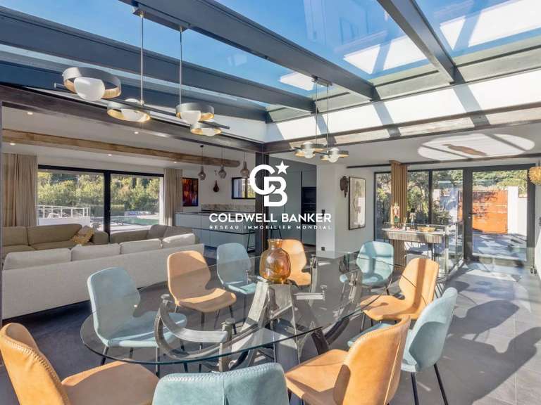 Villa La Croix-Valmer - 5 chambres - 280m²