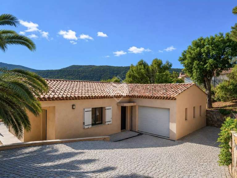 Villa La Croix-Valmer - 4 chambres - 180m²