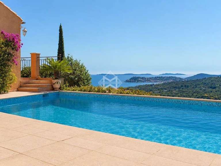 Villa with Sea view La Croix-Valmer - 4 bedrooms - 230m²