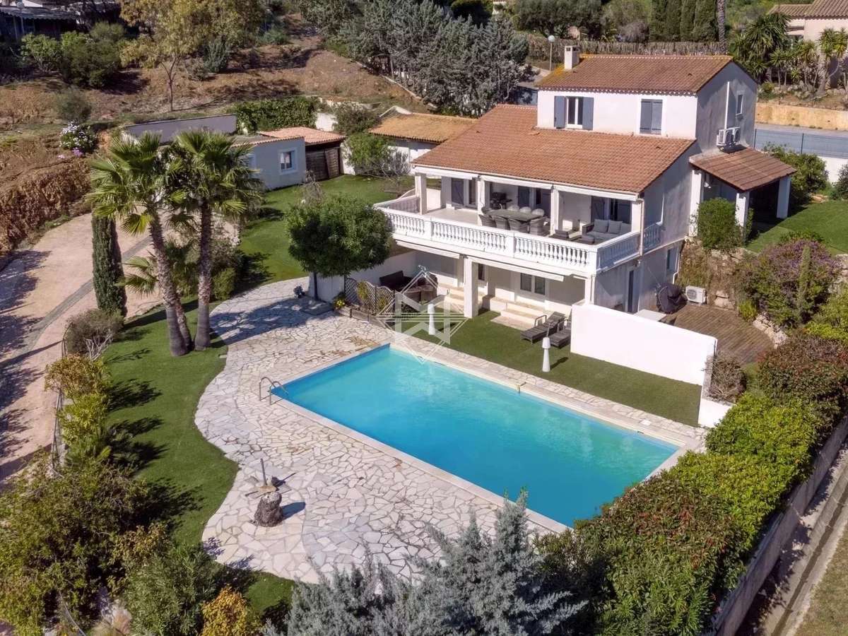 Villa La Croix-Valmer