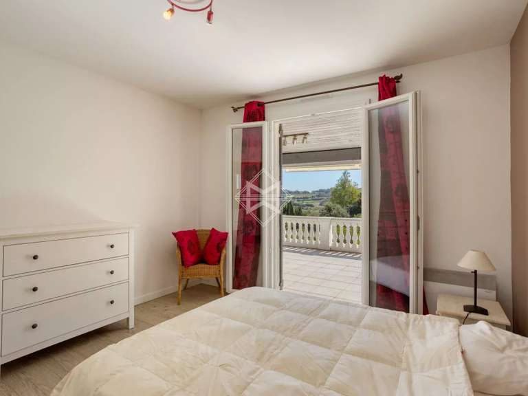 Villa La Croix-Valmer - 4 chambres - 250m²