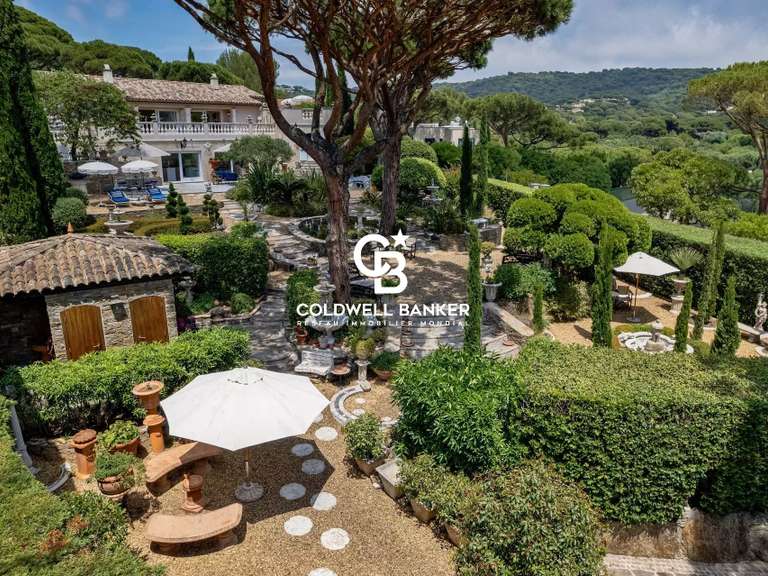 Villa La Croix-Valmer - 4 chambres - 324m²
