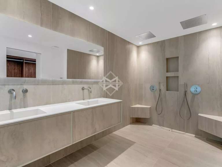 Villa La Croix-Valmer - 5 chambres - 230m²