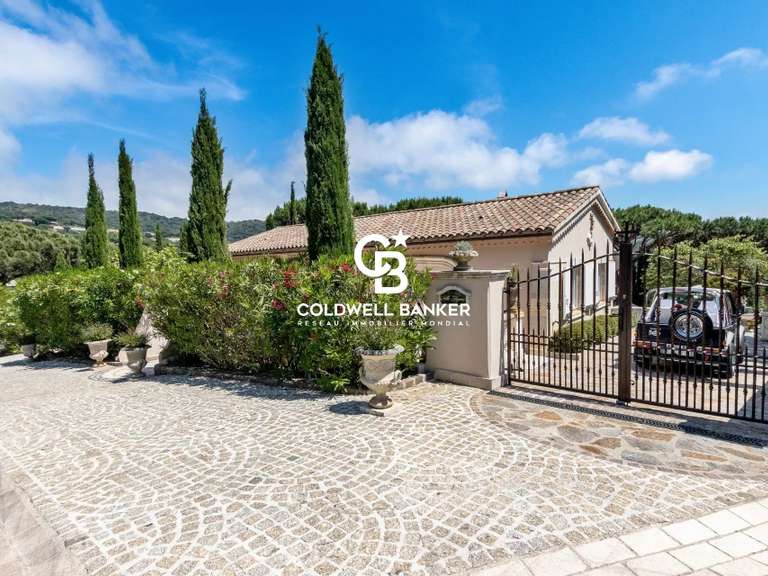 Villa La Croix-Valmer - 4 bedrooms - 180m²
