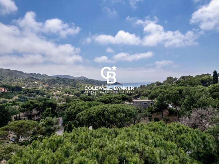 Villa La Croix-Valmer - 4 bedrooms - 180m²