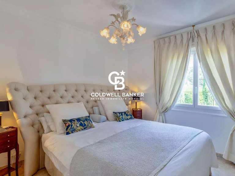 Villa La Croix-Valmer - 4 bedrooms - 180m²