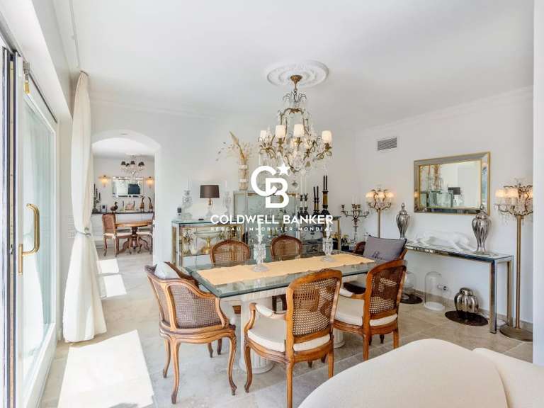 Villa La Croix-Valmer - 4 bedrooms - 180m²