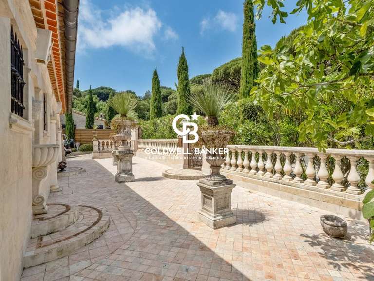 Villa La Croix-Valmer - 4 bedrooms - 180m²