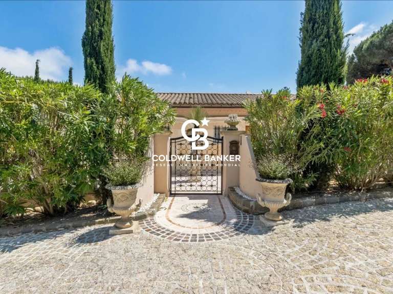Villa La Croix-Valmer - 4 bedrooms - 180m²
