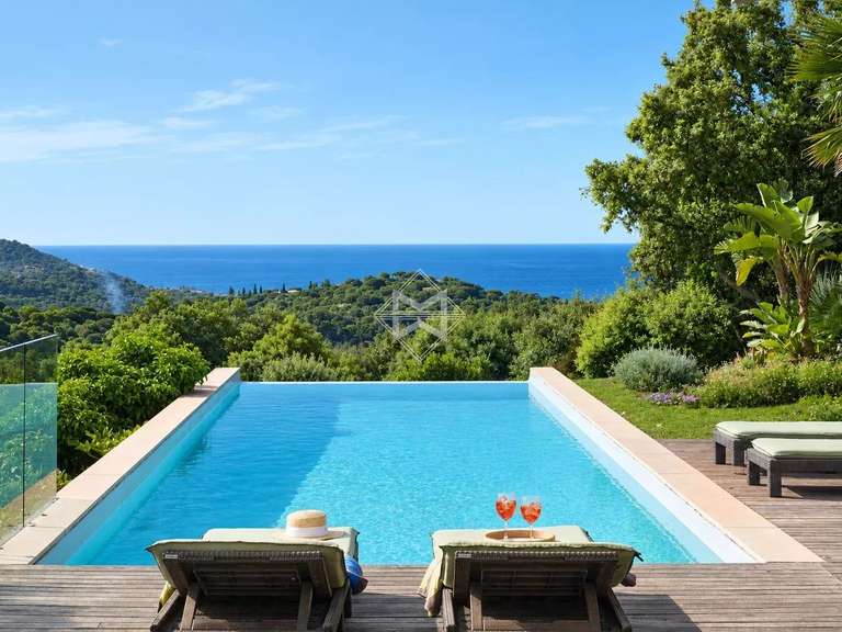 Villa with Sea view La Croix-Valmer - 6 bedrooms - 330m²