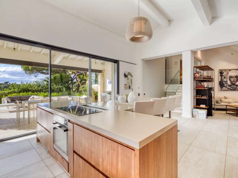 Villa La Croix-Valmer - 4 bedrooms - 195m²
